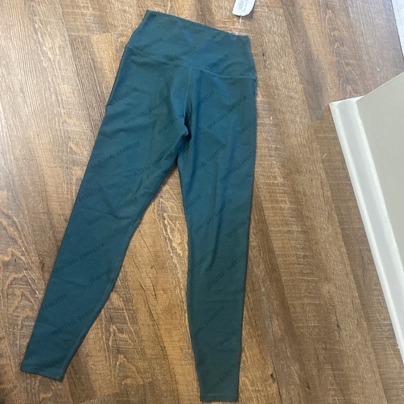 SPIRITUAL GANGSTER LOVE LEGGINGS IN DARK GREEN W/SPELLOUT IN REFLECTIVE VINYL - Picture 10 of 12